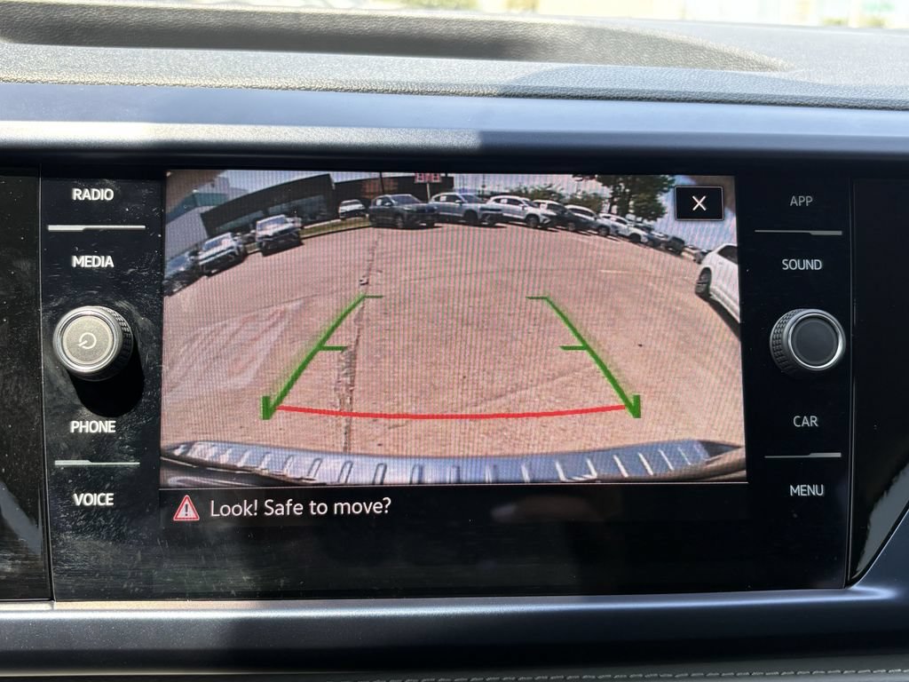 Used 2024 Volkswagen Taos SE FWD image 19