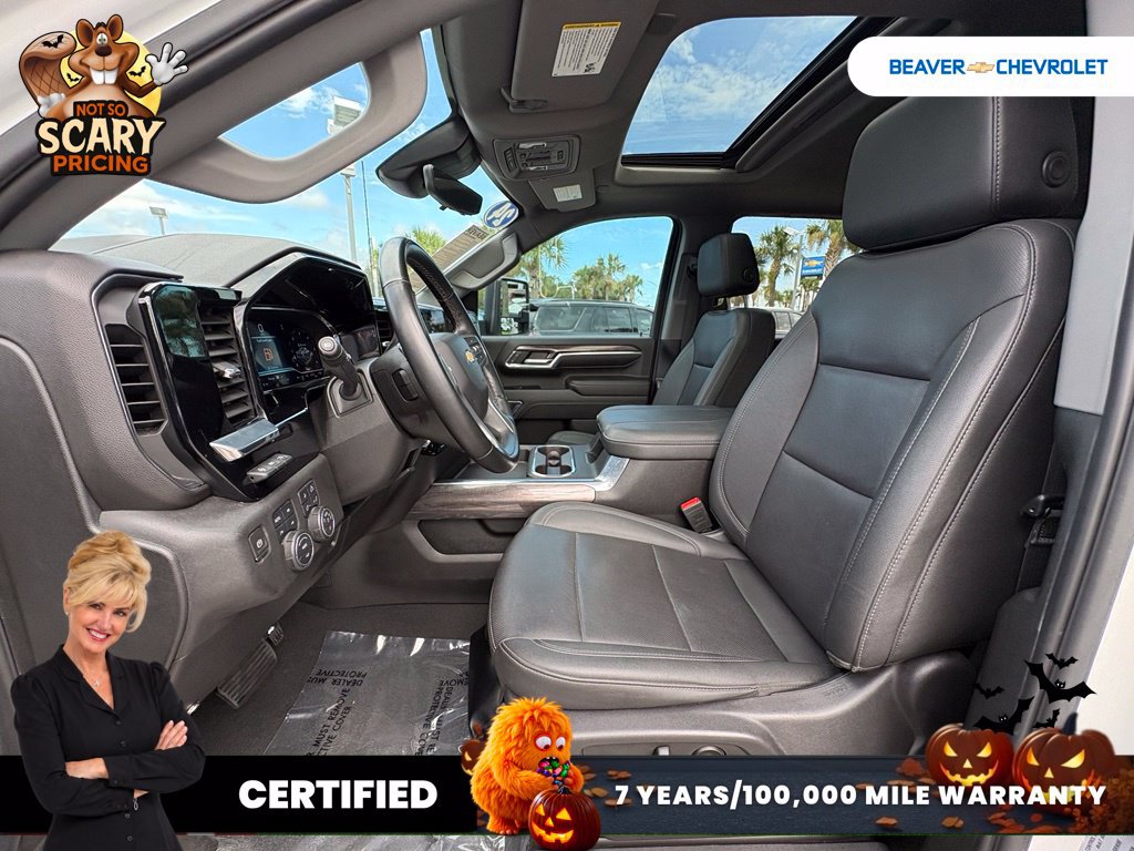 Used 2024 Chevrolet Silverado 3500 LTZ w/ LTZ Convenience Package AWD/4WD image 13