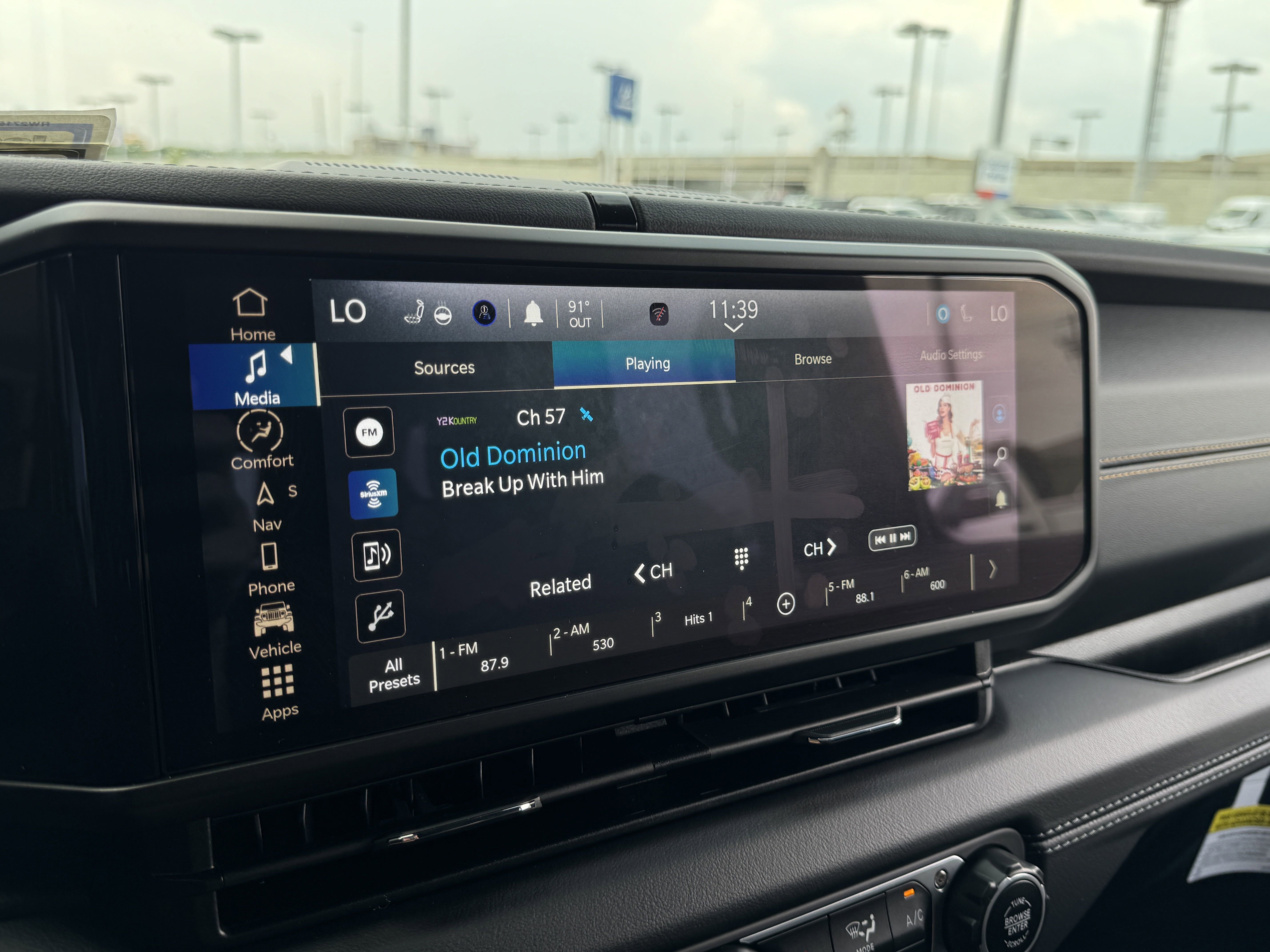 New 2024 Jeep Wrangler Sahara w/ Technology Group image 43