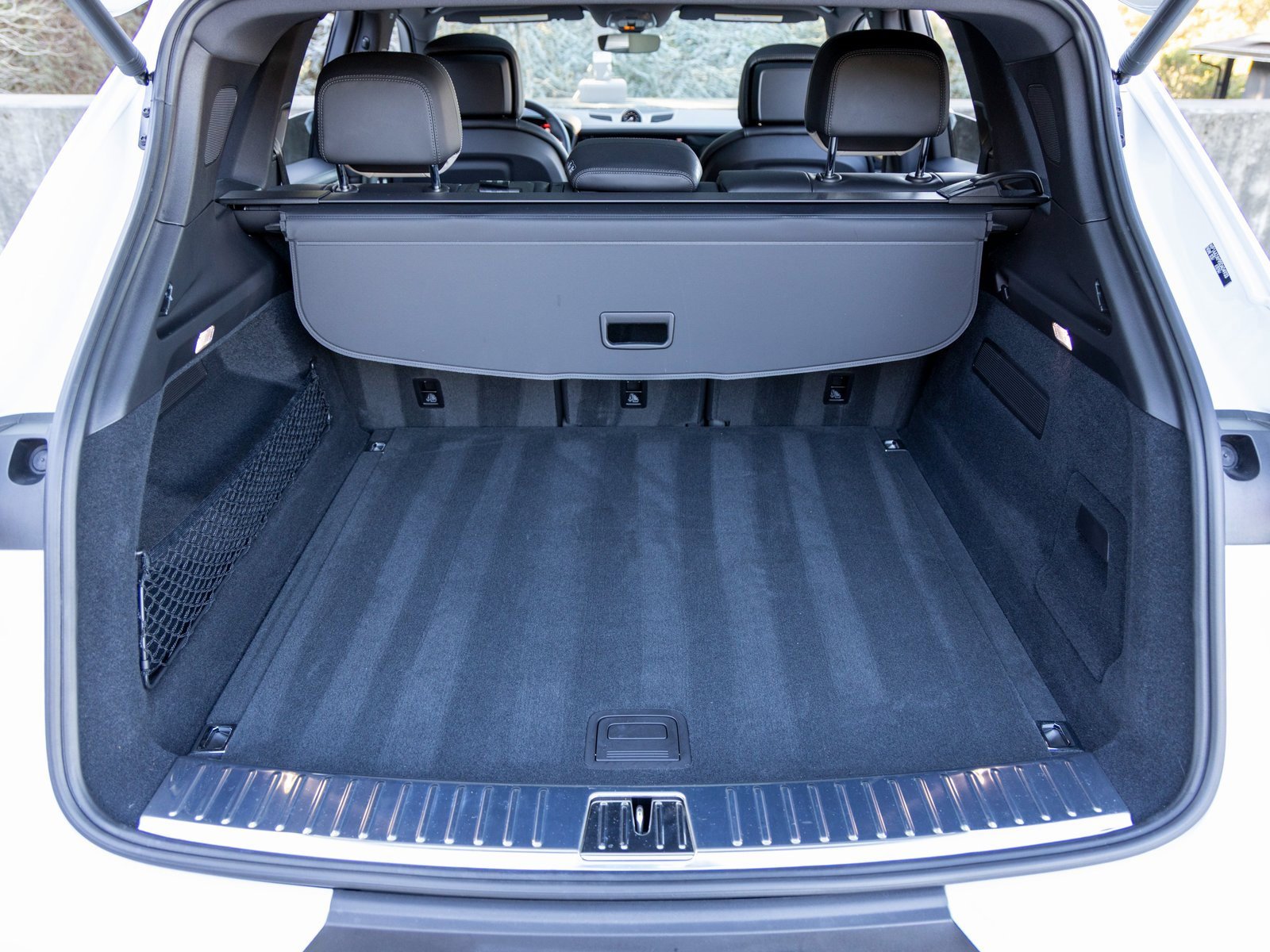 Certified 2025 Porsche Cayenne image 47