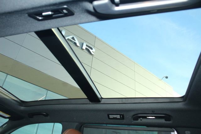 Used 2024 Mercedes-Benz GLS 450 4MATIC image 25