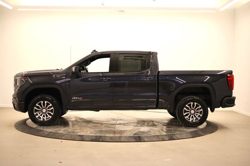 Used 2023 GMC Sierra 1500 AT4 w/ AT4 Premium Package image 6