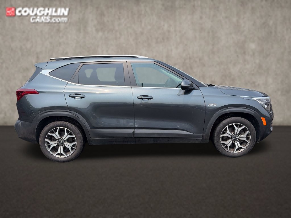 Used 2023 Kia Seltos EX AWD/4WD image 10