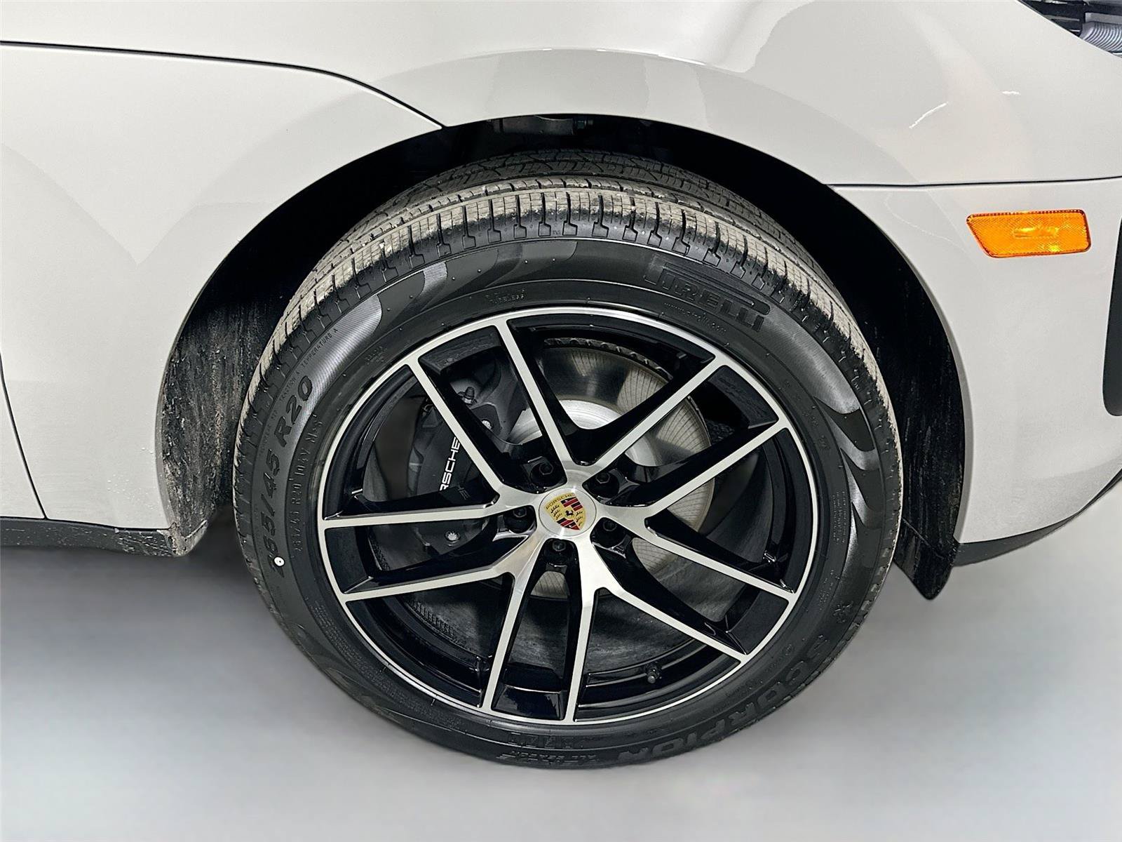 Certified 2026 Porsche Macan Turbo AWD/4WD image 14