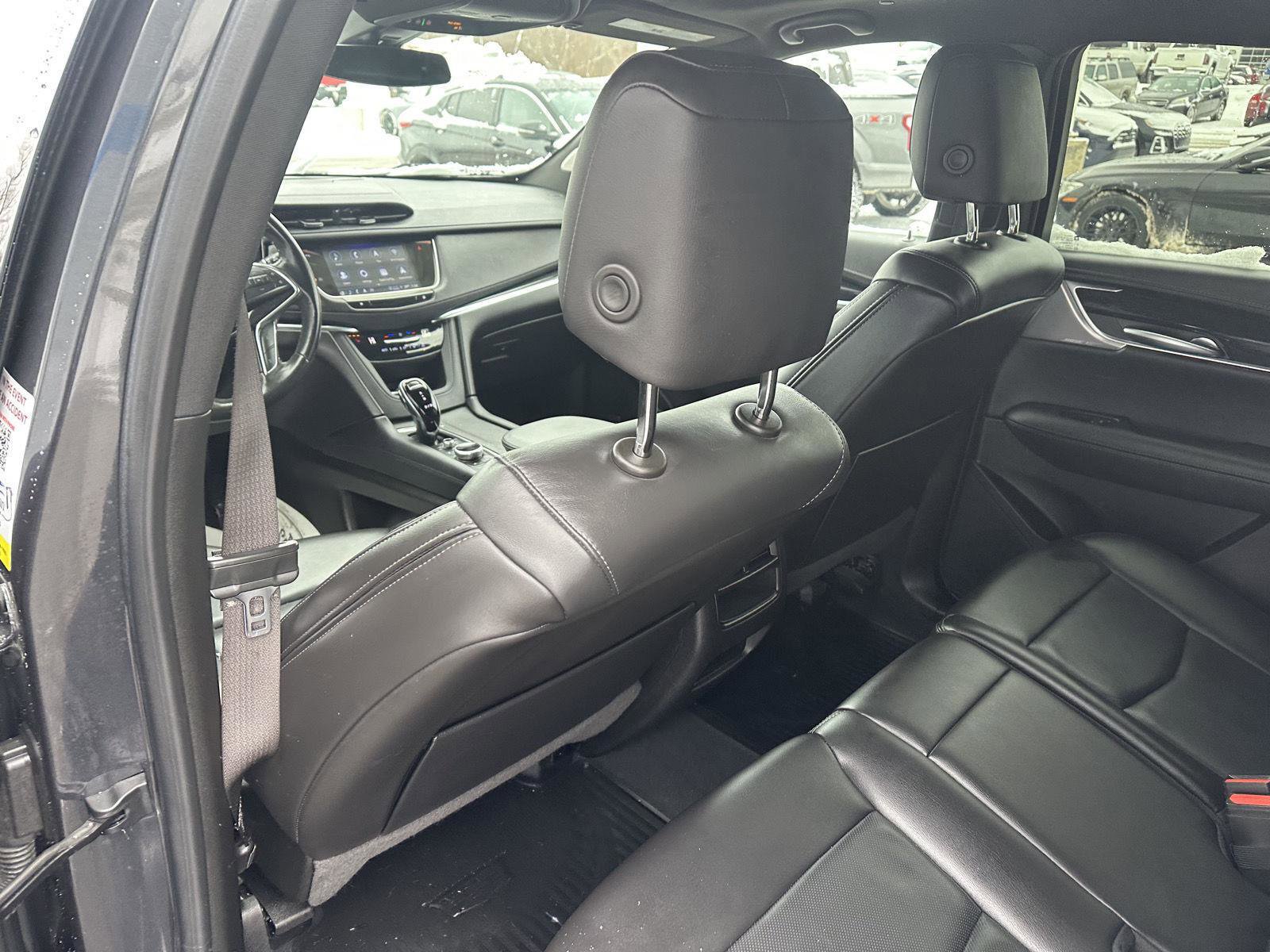 Used 2023 Cadillac XT5 Premium Luxury image 12