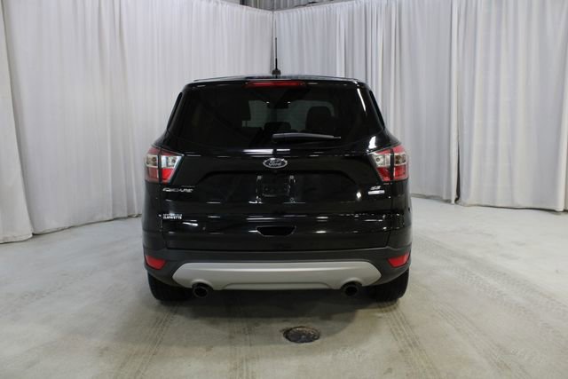 Used 2017 Ford Escape SE image 25