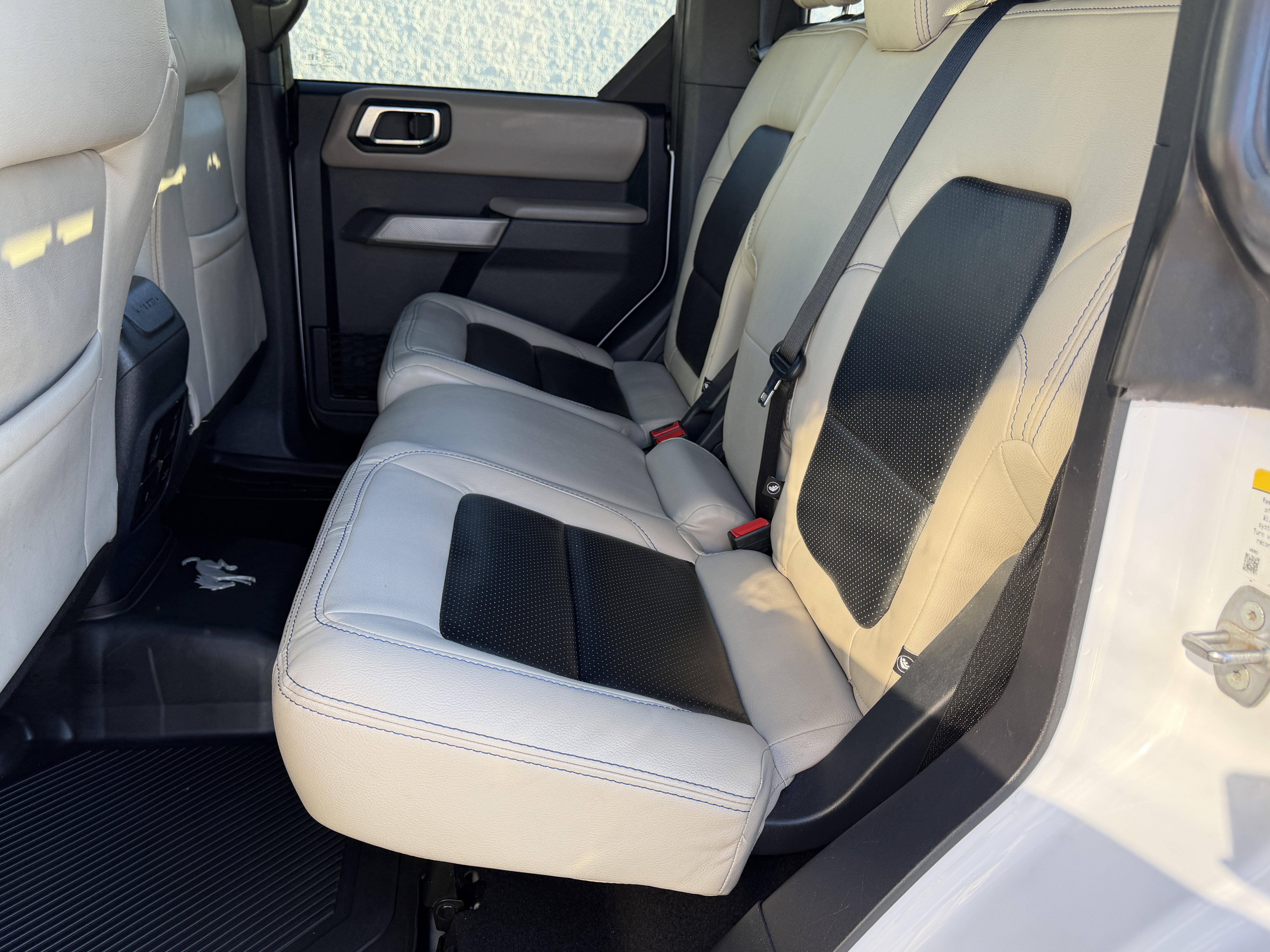 Used 2022 Ford Bronco Wildtrak image 19