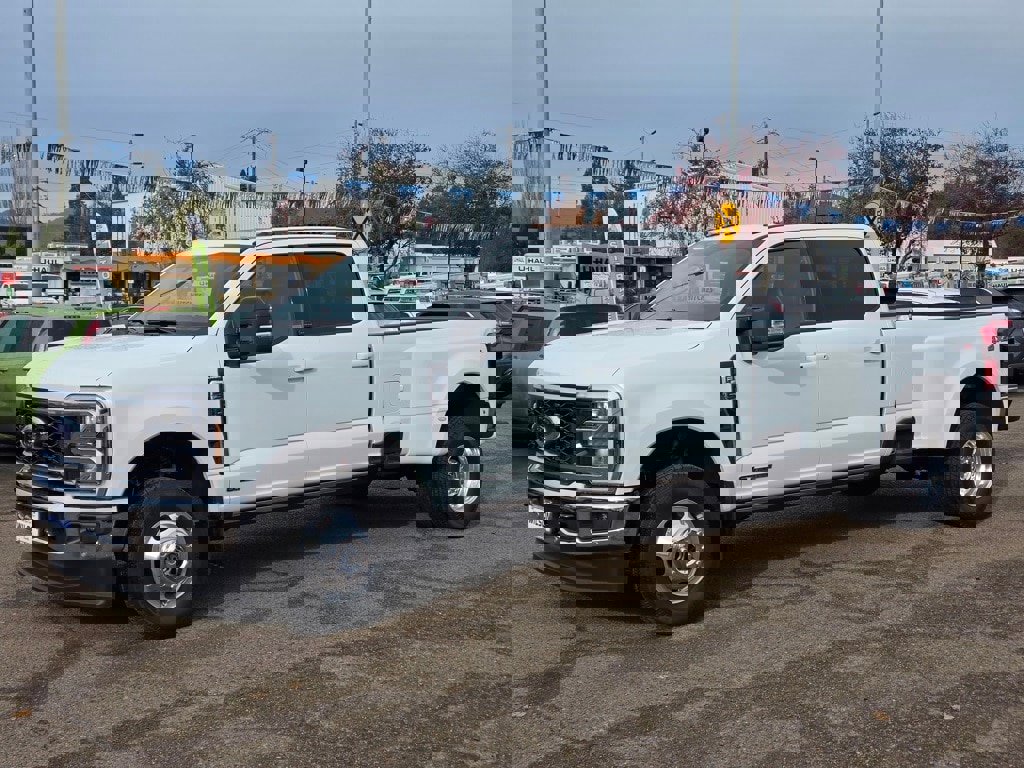 New 2025 Ford F350 Lariat w/ Lariat Ultimate Package image 27
