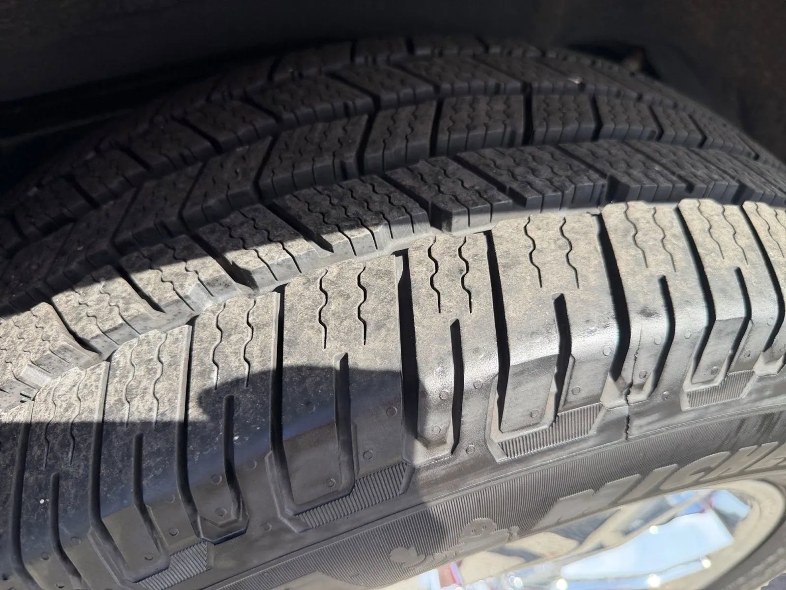 Used 2011 Toyota 4Runner Limited AWD/4WD image 36