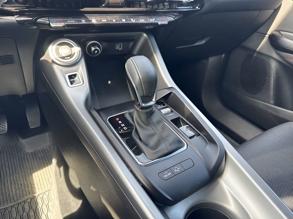 Used 2024 Dodge Hornet R/T w/ R/T Blacktop Package image 16