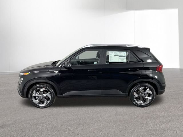 Certified 2025 Hyundai Venue SEL image 14