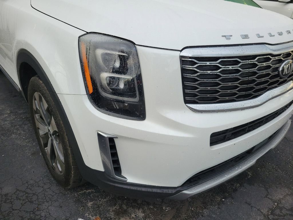 Used 2021 Kia Telluride EX w/ EX Premium Package image 8