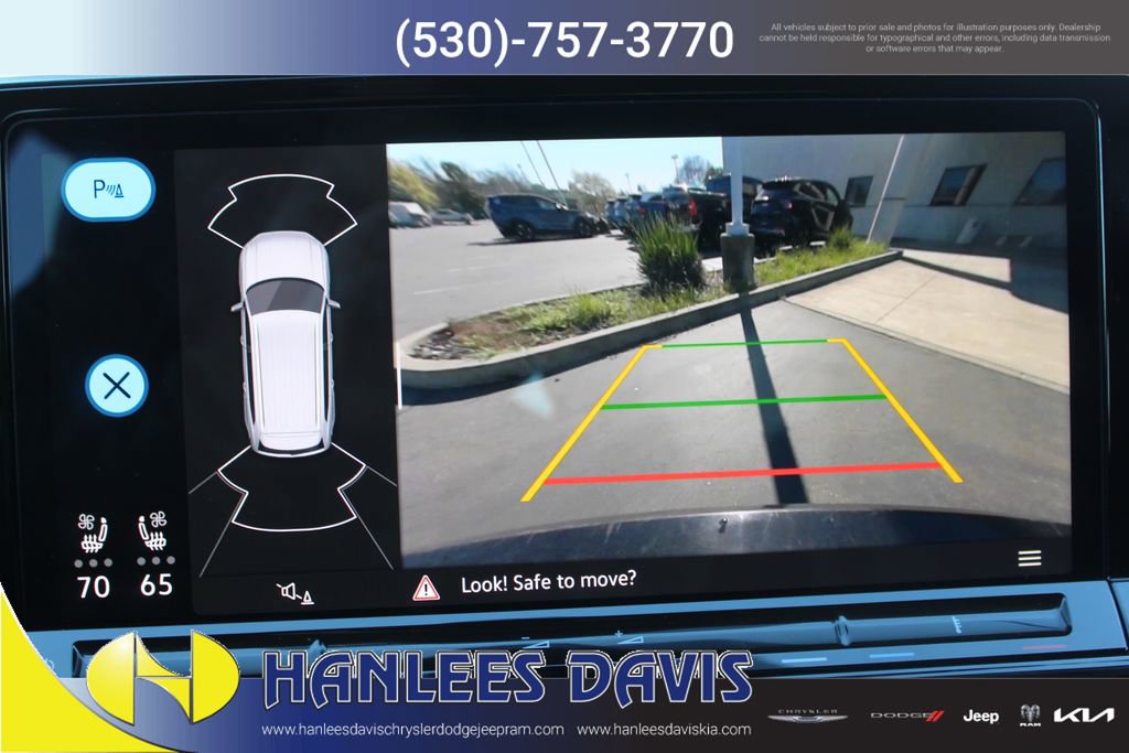 Used 2024 Volkswagen Atlas SE image 28