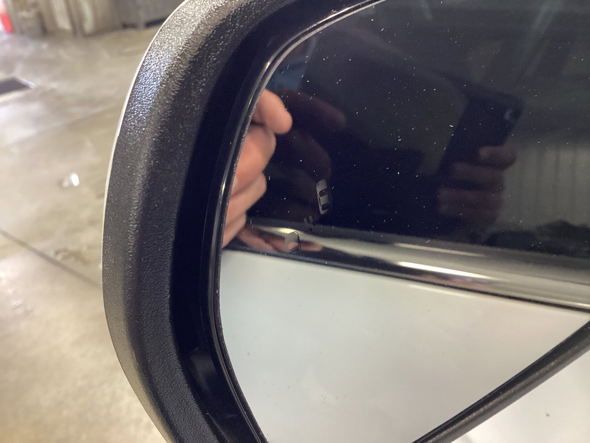 Used 2022 Ford Edge SEL image 12
