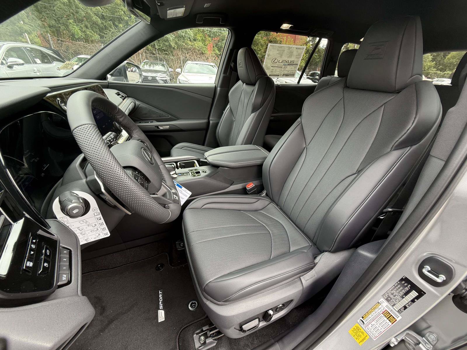 New 2026 Lexus TX 500h AWD image 2