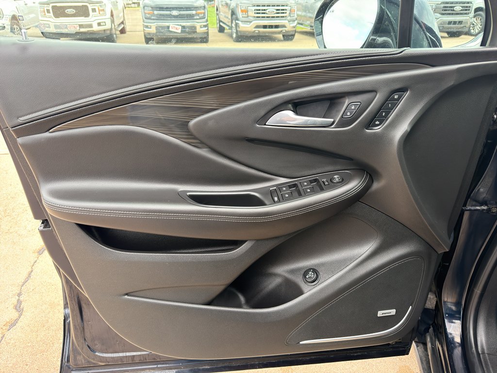 Used 2020 Buick Envision Premium w/ Driver Confidence Package AWD/4WD image 9