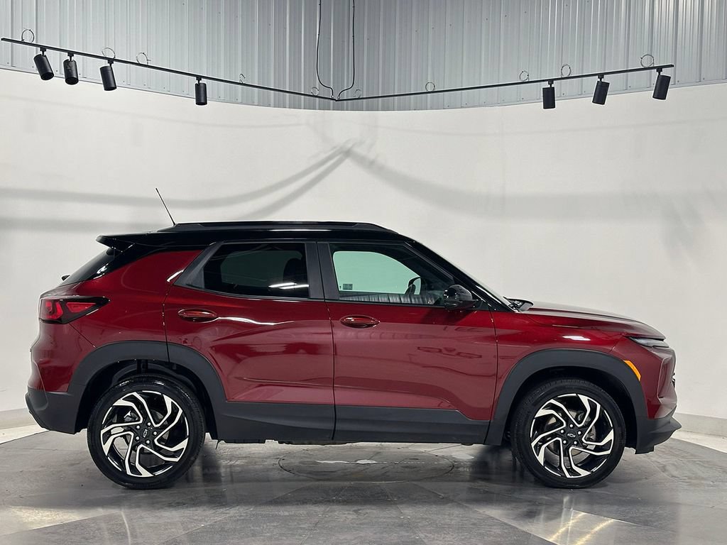 Used 2025 Chevrolet TrailBlazer RS w/ Driver Confidence Package AWD/4WD image 10