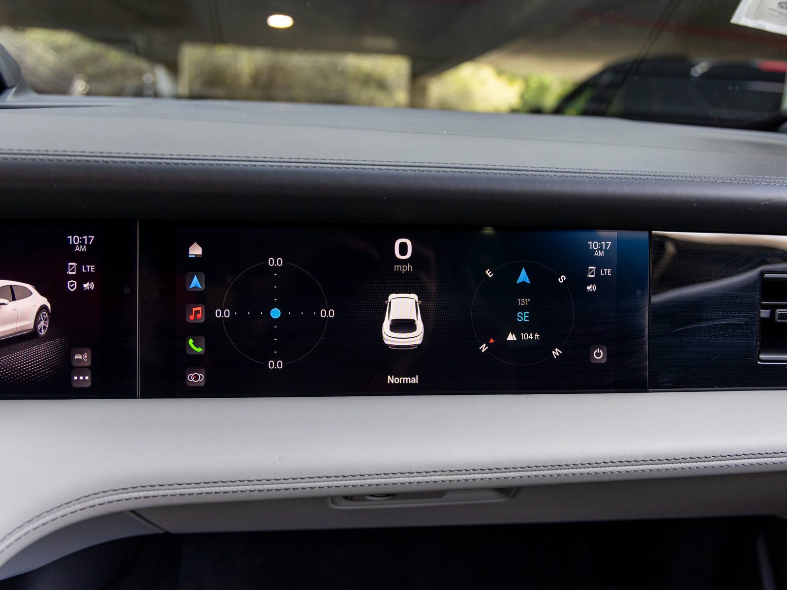 Certified 2022 Porsche Taycan 4 Cross Turismo image 35