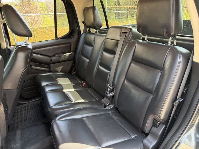 Used 2010 Ford Explorer Sport Trac Limited image 17