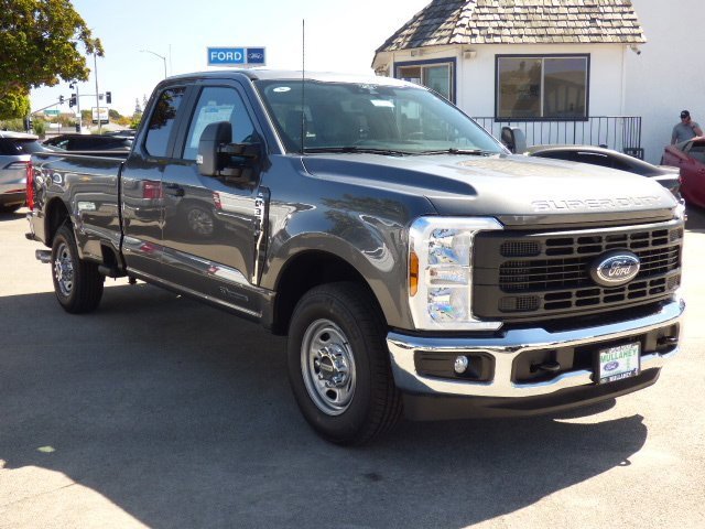 New 2026 Ford F350 XL w/ XL Chrome Package image 1