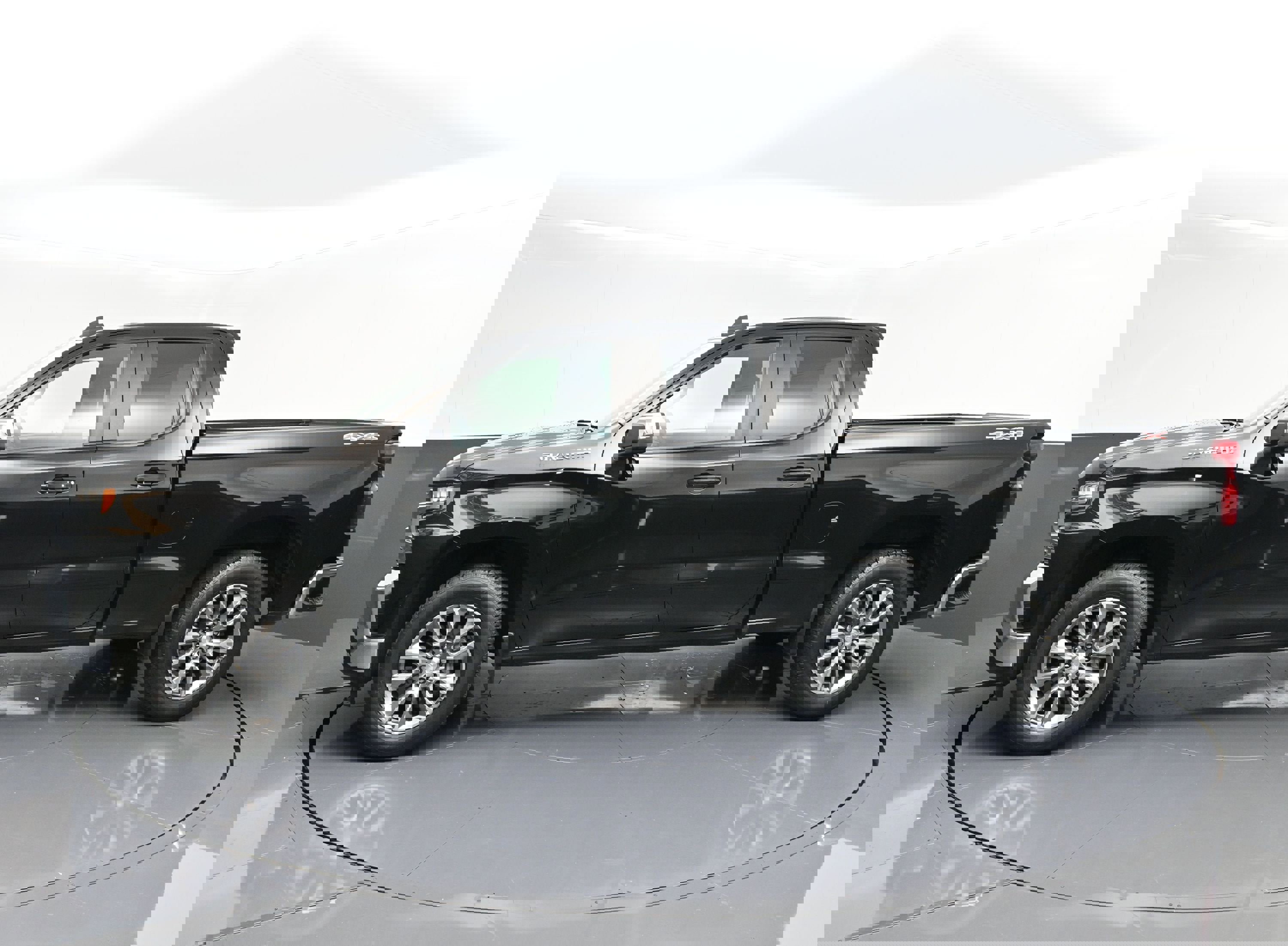 Used 2022 Chevrolet Silverado 1500 LT image 4