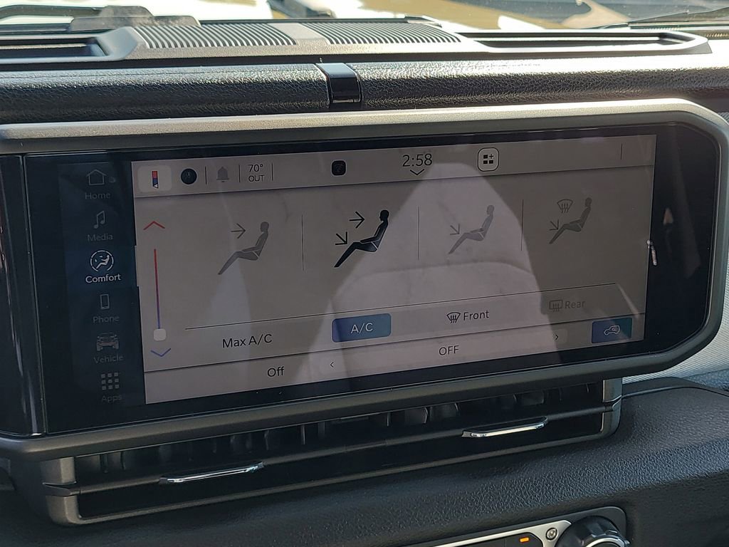 Used 2025 Jeep Wrangler Sport image 20