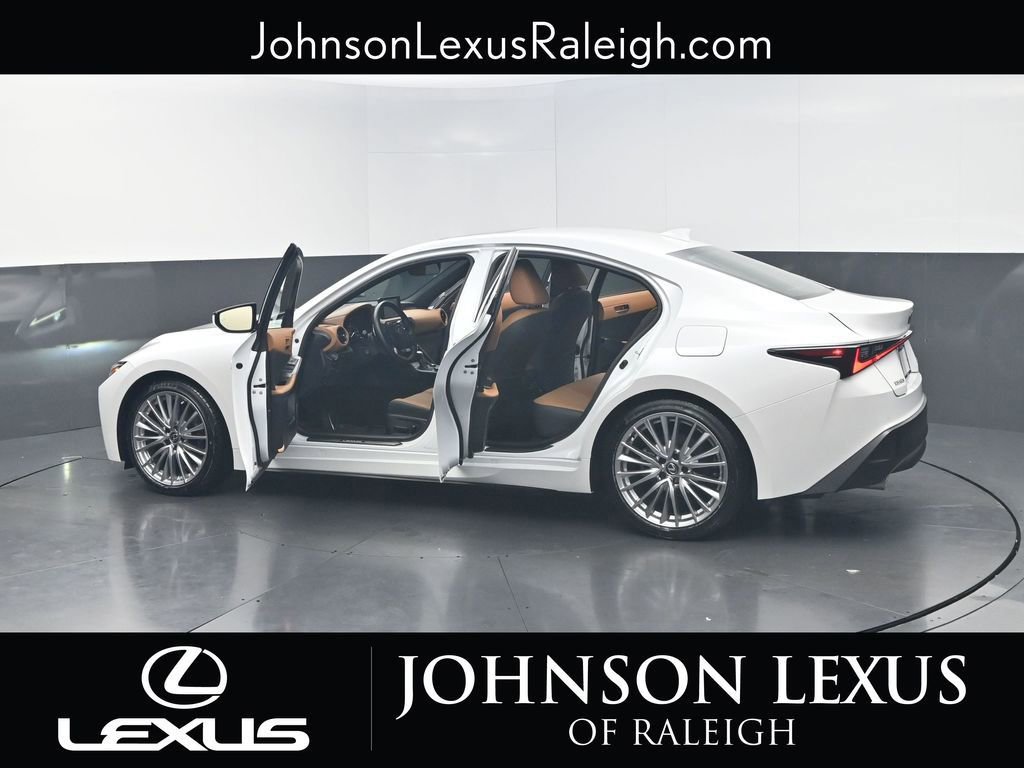 Certified 2024 Lexus IS 300 w/ Premium Package image 31