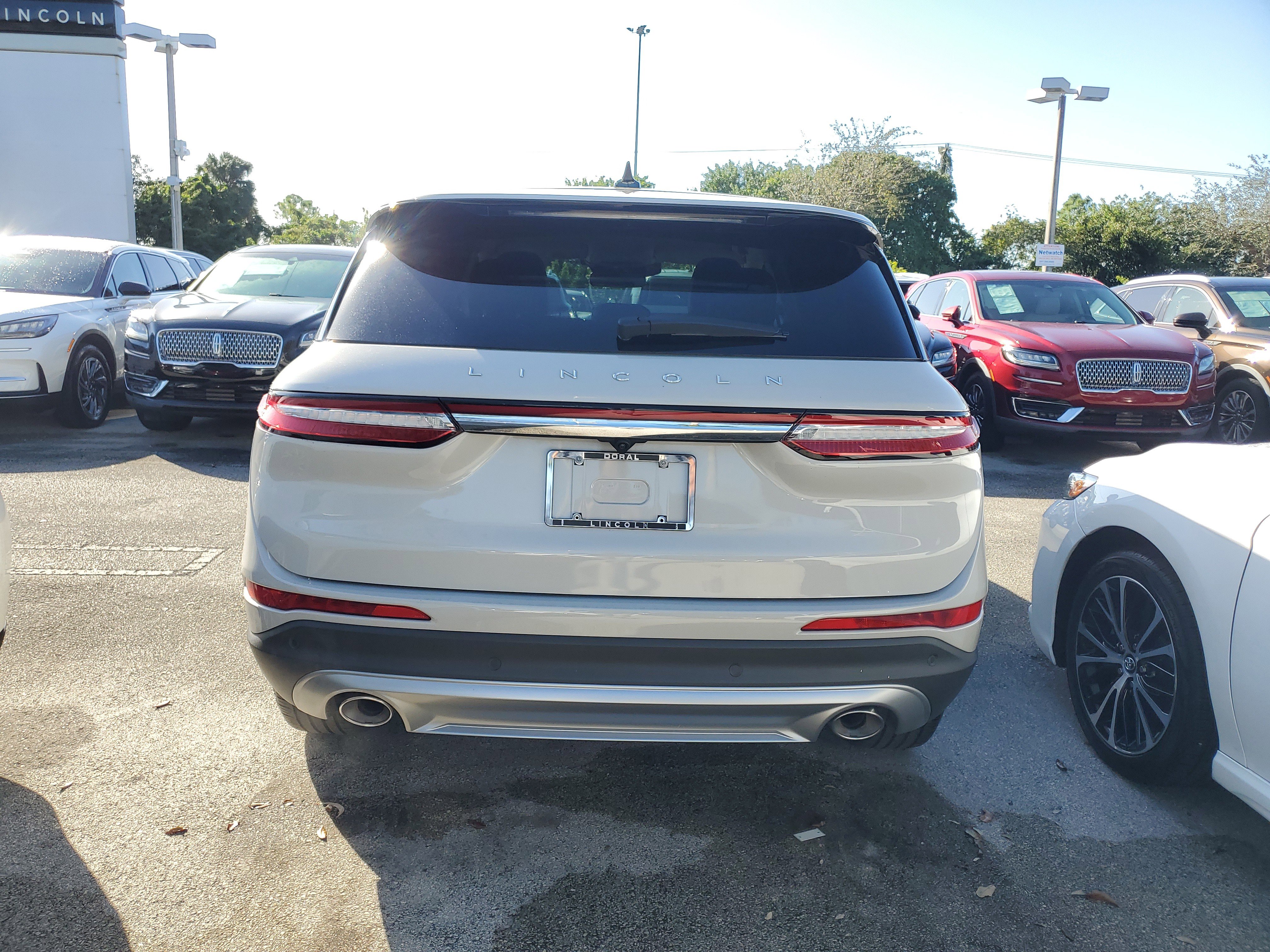 Certified 2024 Lincoln Corsair FWD image 4