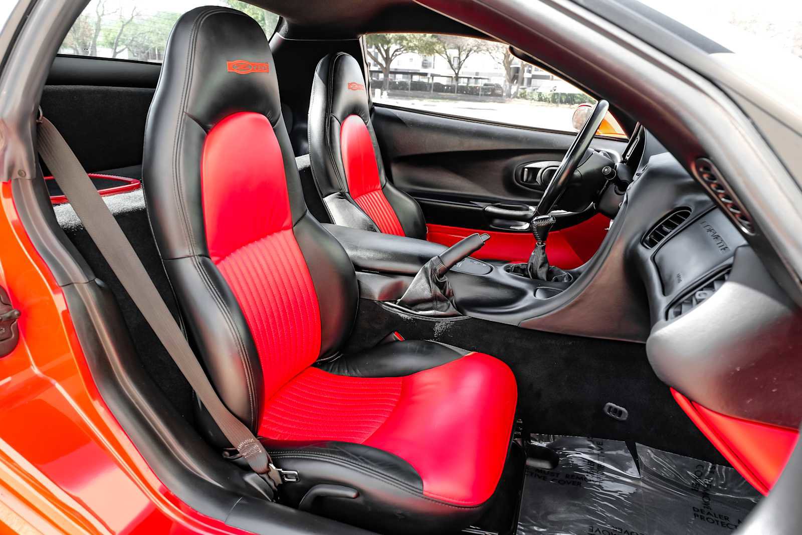 Used 2001 Chevrolet Corvette Z06 w/ Memory Pkg image 27