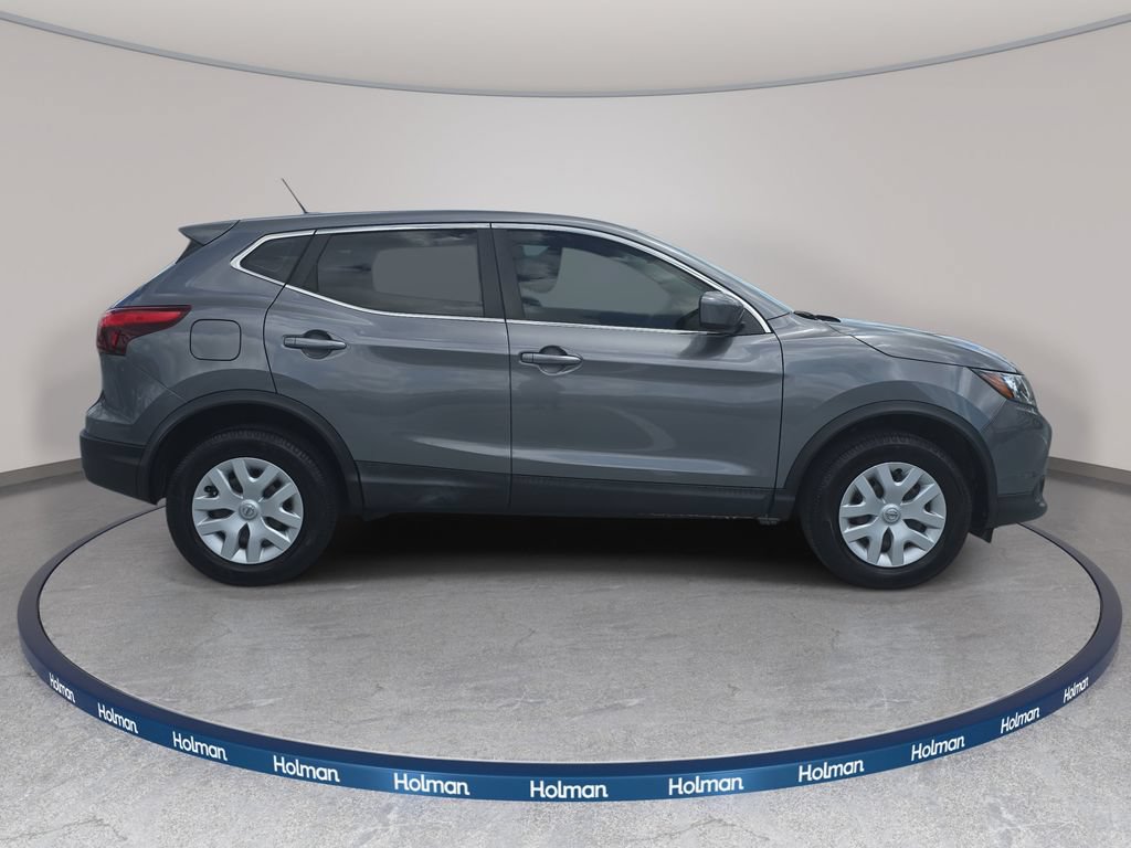 Used 2019 Nissan Rogue Sport S FWD image 5