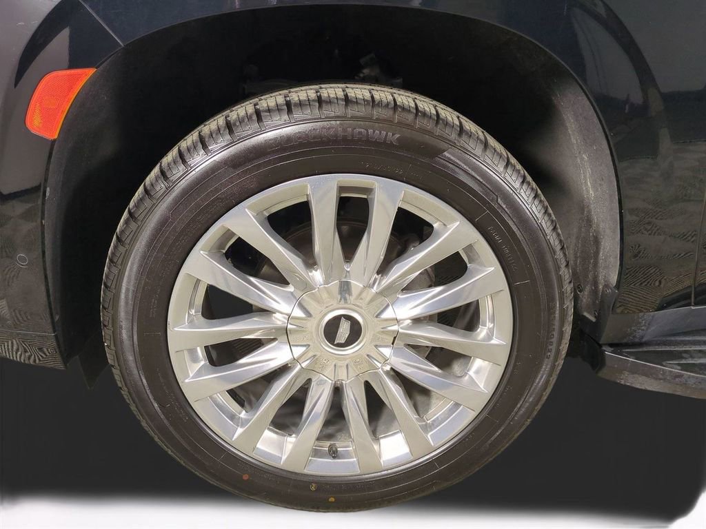 Used 2024 Cadillac Escalade Premium Luxury image 11