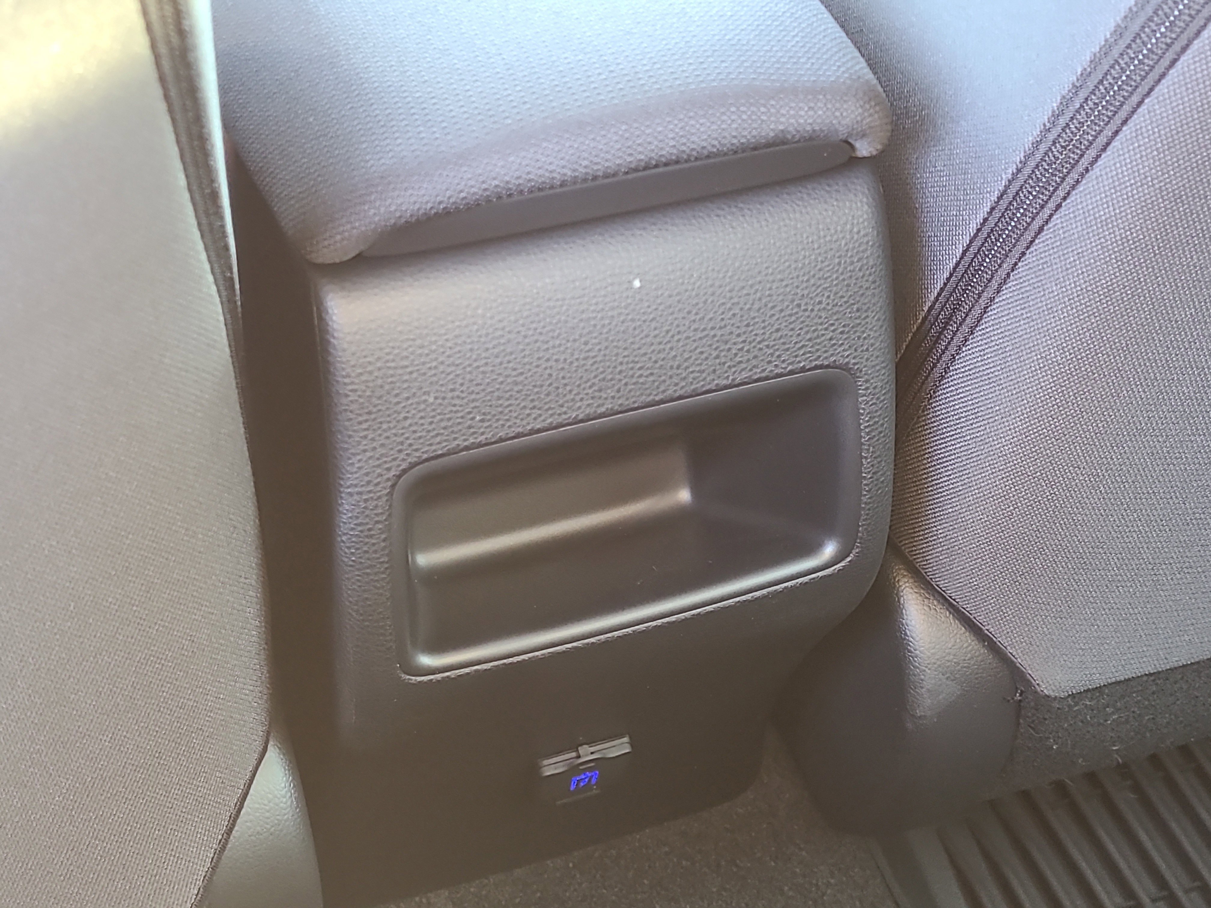 Used 2022 Toyota Corolla LE image 18