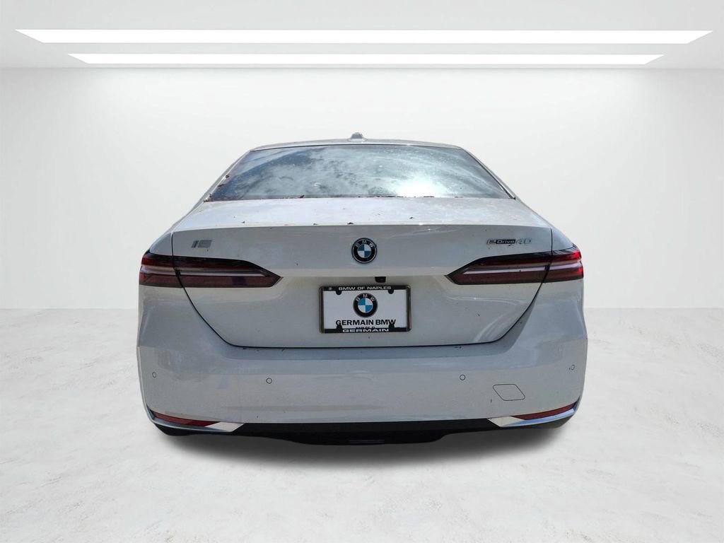 New 2026 BMW i5 eDrive40 RWD image 5
