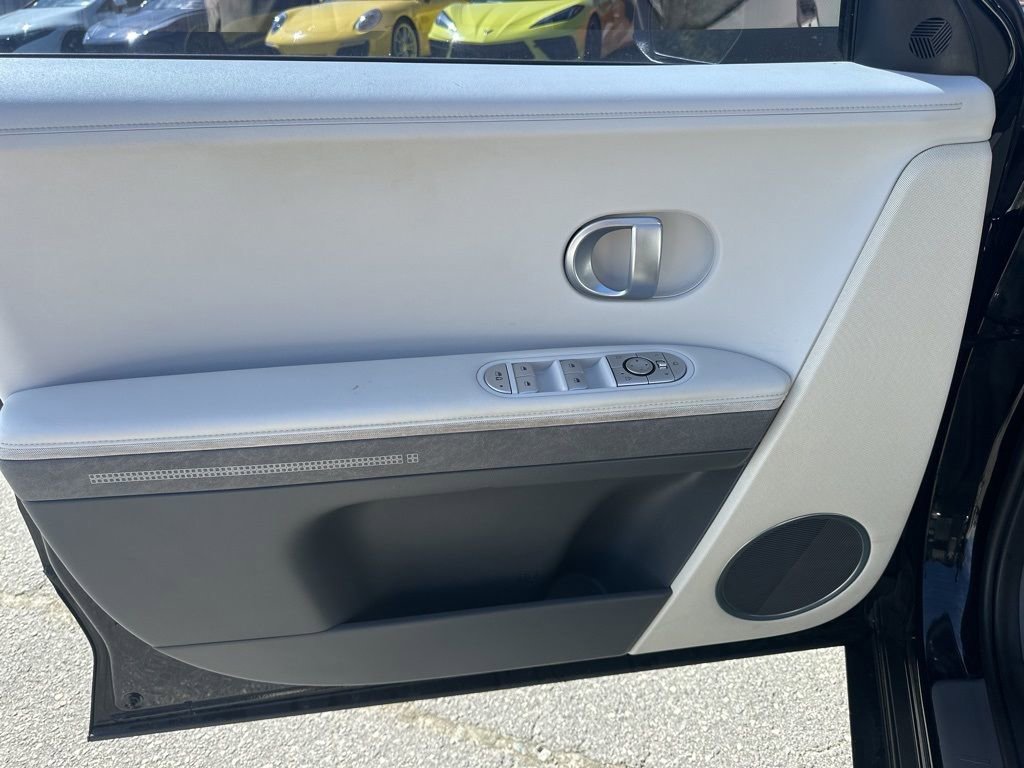 Used 2022 Hyundai Ioniq 5 SEL image 25