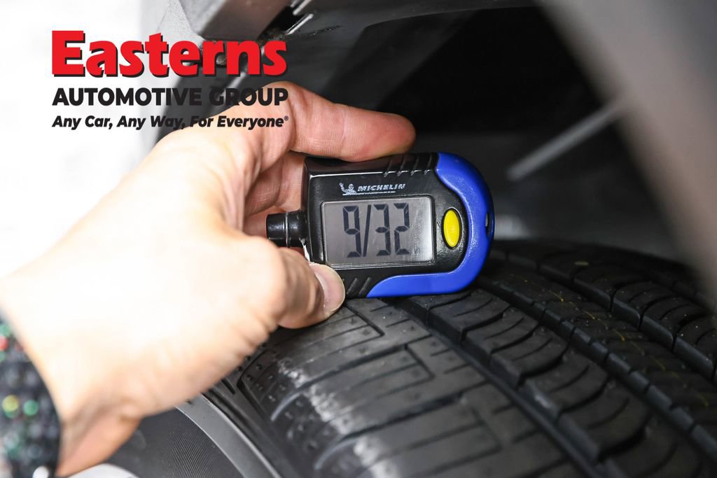Used 2018 Jeep Renegade Altitude AWD/4WD image 28