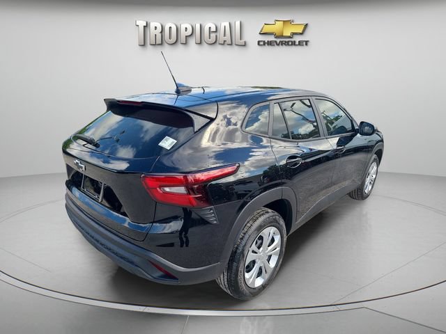 New 2026 Chevrolet Trax LS FWD image 5