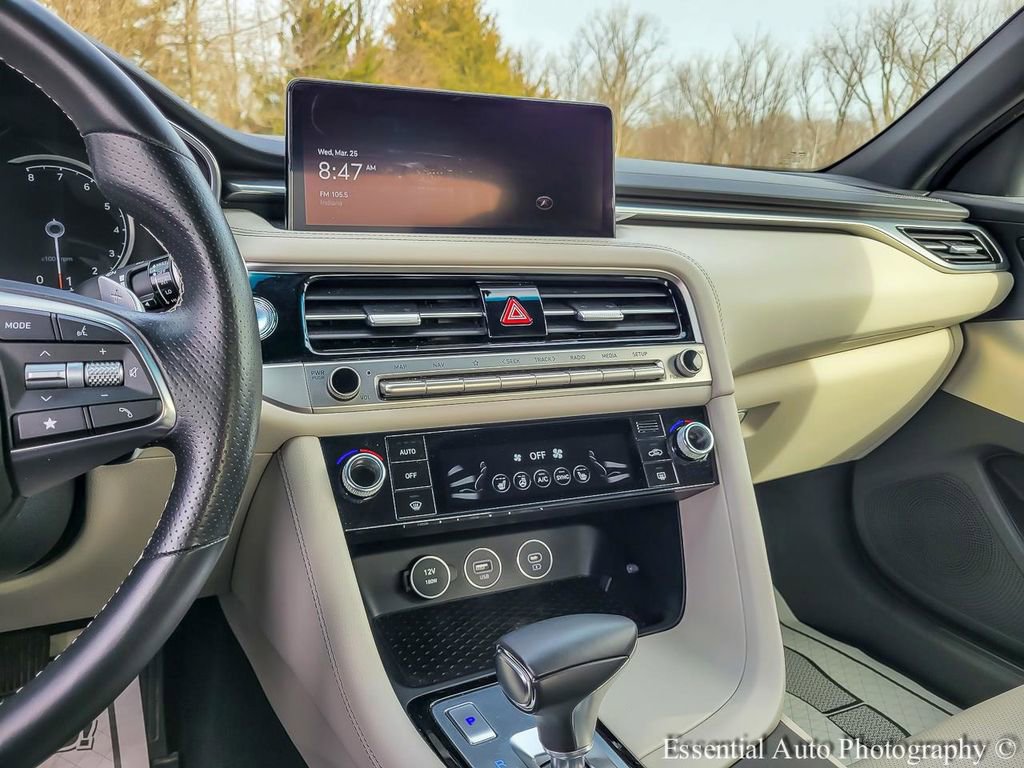 Used 2024 Genesis G70 2.5T image 23