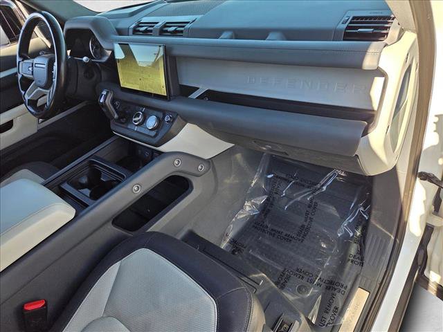 Used 2023 Land Rover Defender 110 X-Dynamic SE image 20