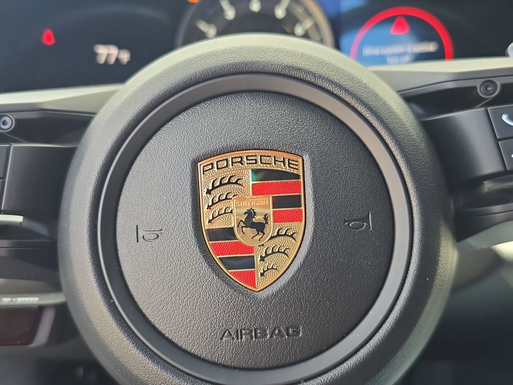 Used 2023 Porsche 911 Carrera w/ Premium Package image 26