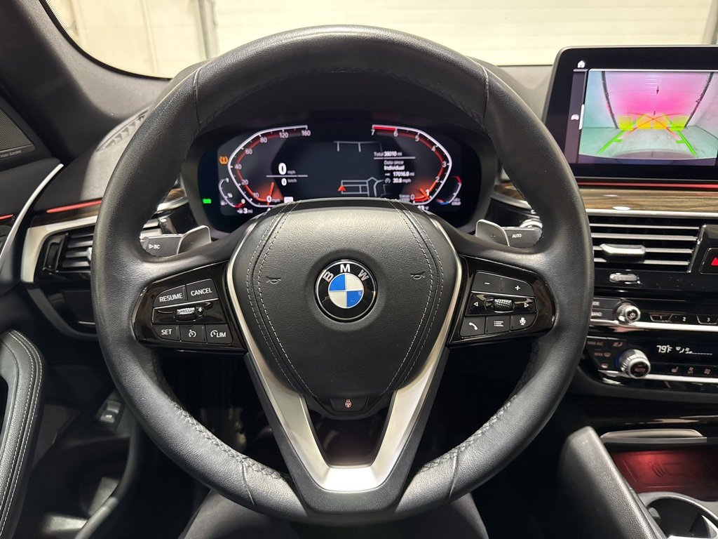 Used 2022 BMW 530i xDrive w/ Premium Package image 27