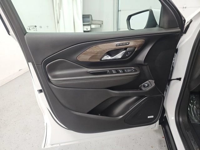 Used 2022 GMC Terrain Denali w/ Denali Premium Package AWD/4WD image 12