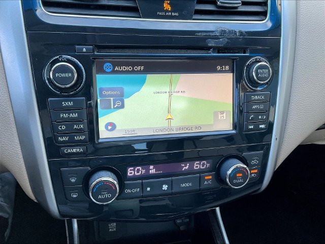 Used 2015 Nissan Altima 3.5 SL FWD image 17