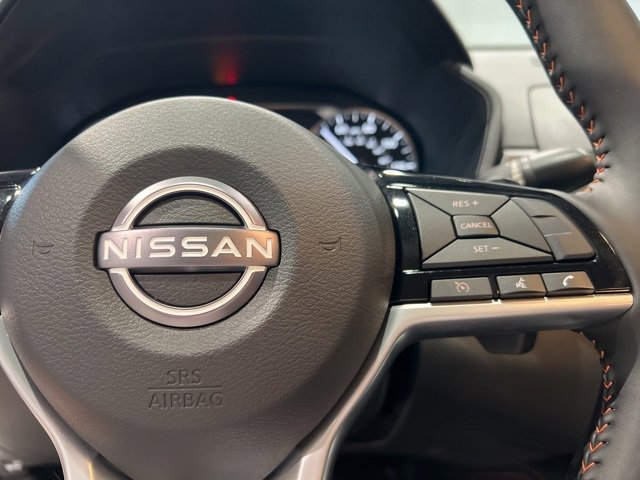 Used 2025 Nissan Altima 2.5 SR image 32