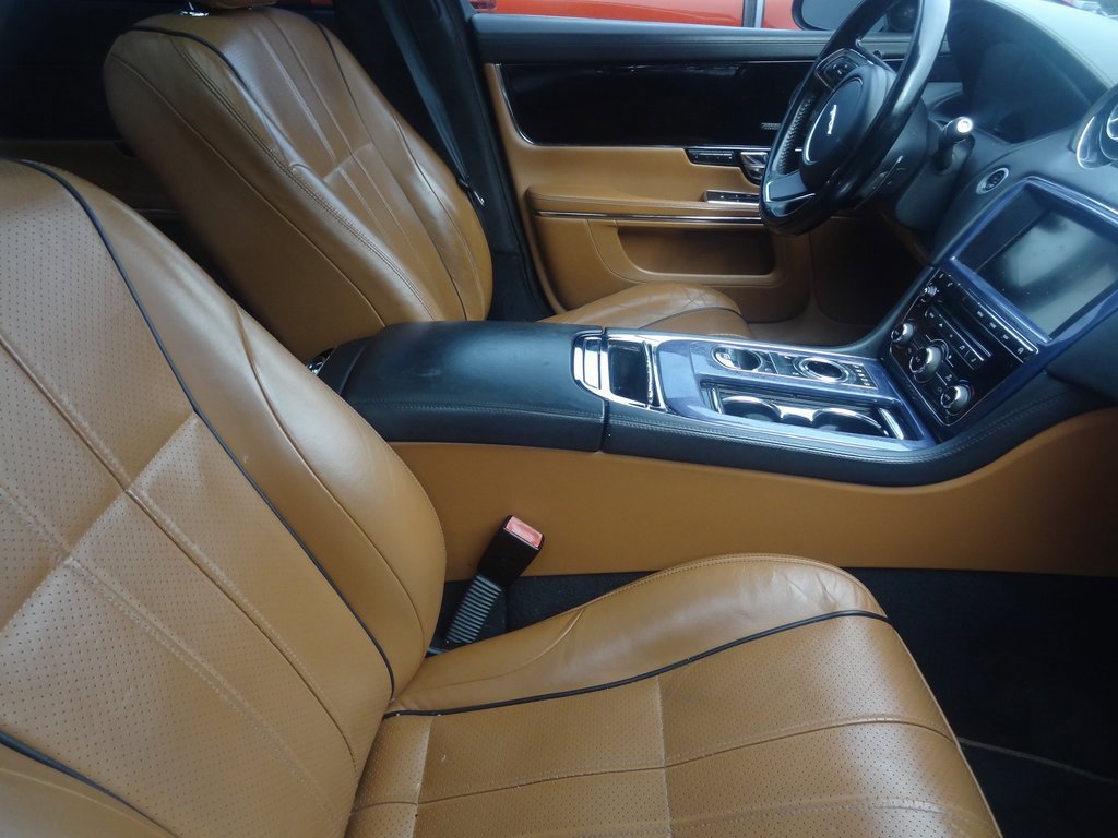 Used 2013 Jaguar XJ L Portfolio image 8