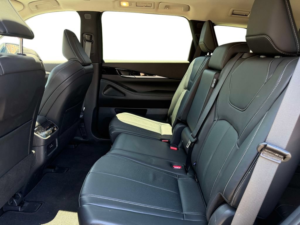 Used 2025 INFINITI QX60 Pure AWD/4WD image 24
