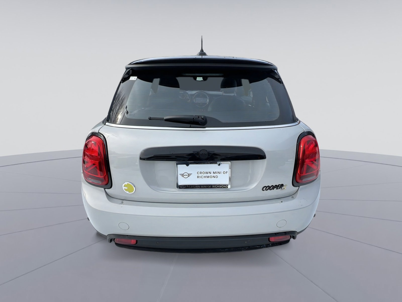 Used 2022 MINI Cooper SE image 4