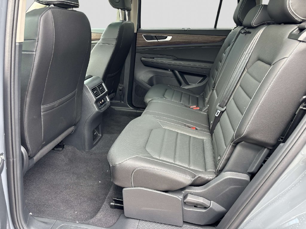 New 2026 Volkswagen Atlas SEL AWD/4WD image 7