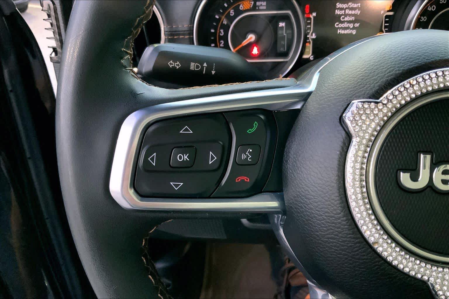 Used 2023 Jeep Wrangler Unlimited Sahara AWD/4WD image 34