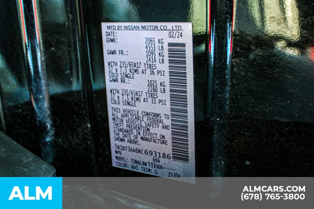 Used 2024 Nissan Rogue S FWD image 40