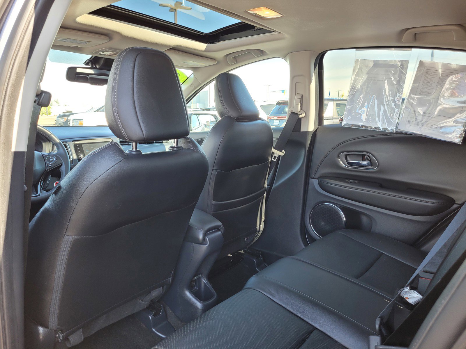 Used 2021 Honda HR-V EX-L image 14